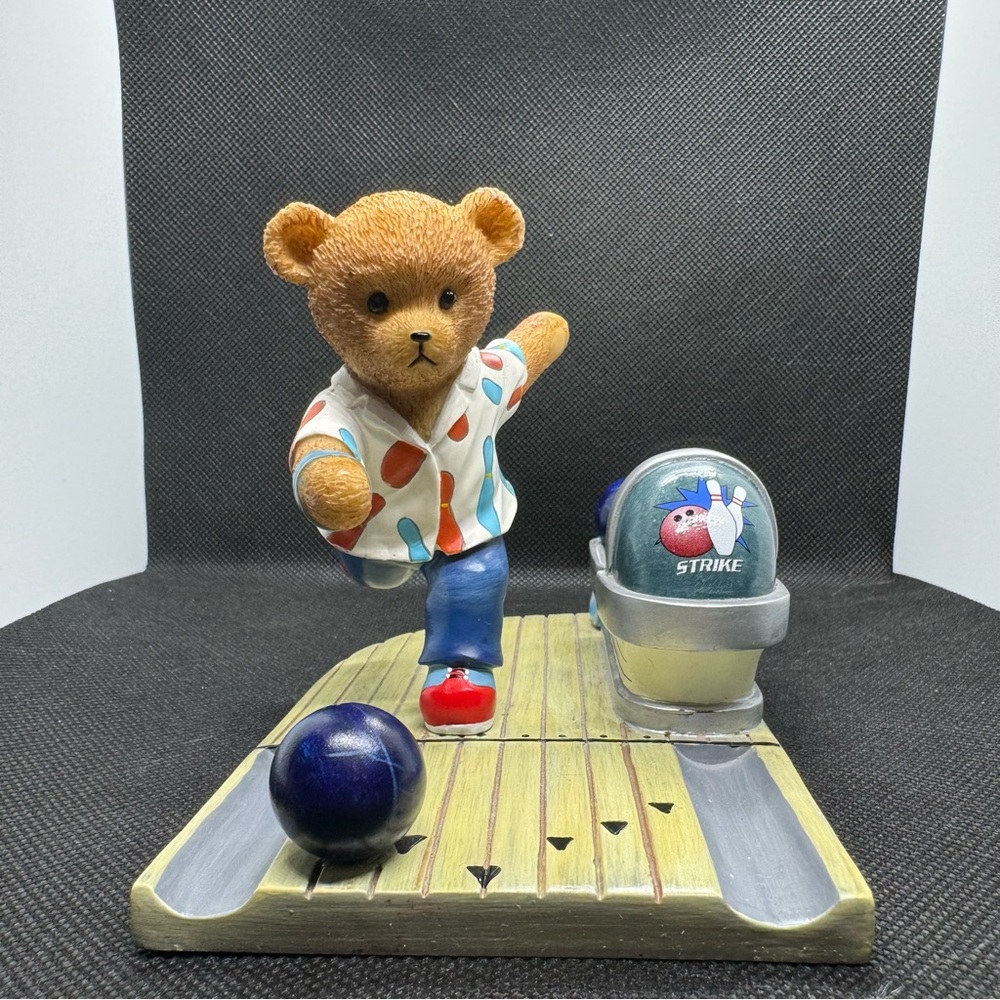 Teddy Lanes Collection Figure Faithful Fuzzies ALL In Delivery Bowling Bowl Cute